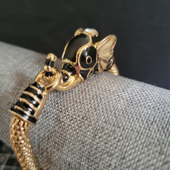 Jewelry - Vintage Gold Mesh Elephant Enamel Rhinestone Bracelet Size 7.5 Safari 90s
